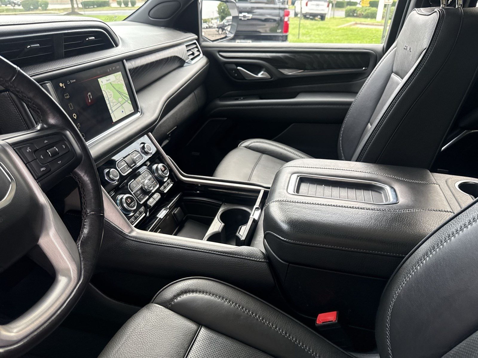 Used 2022 GMC Yukon Denali w/ Max Trailering Package AWD/4WD image 22