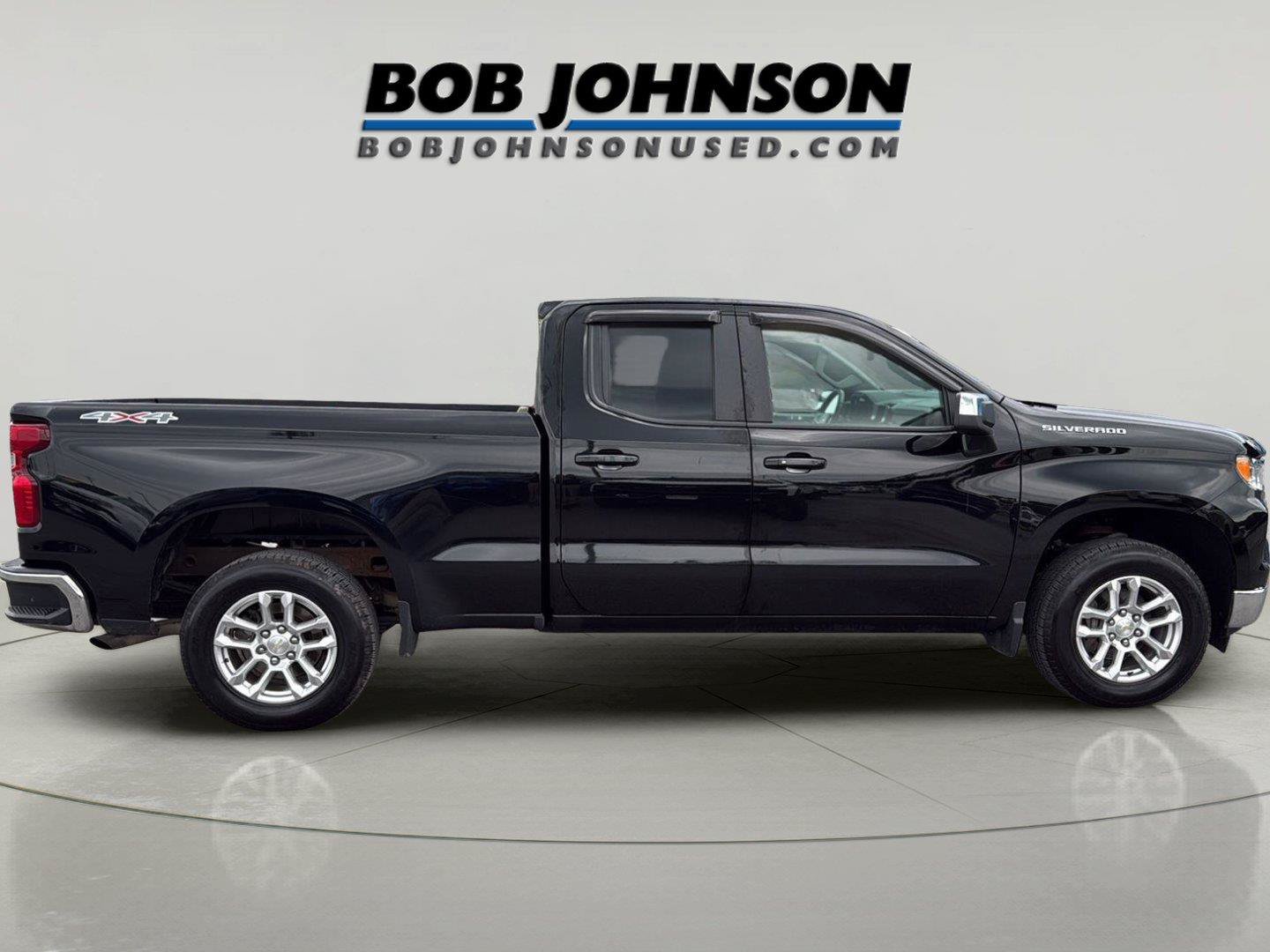 Used 2023 Chevrolet Silverado 1500 LT AWD/4WD image 8