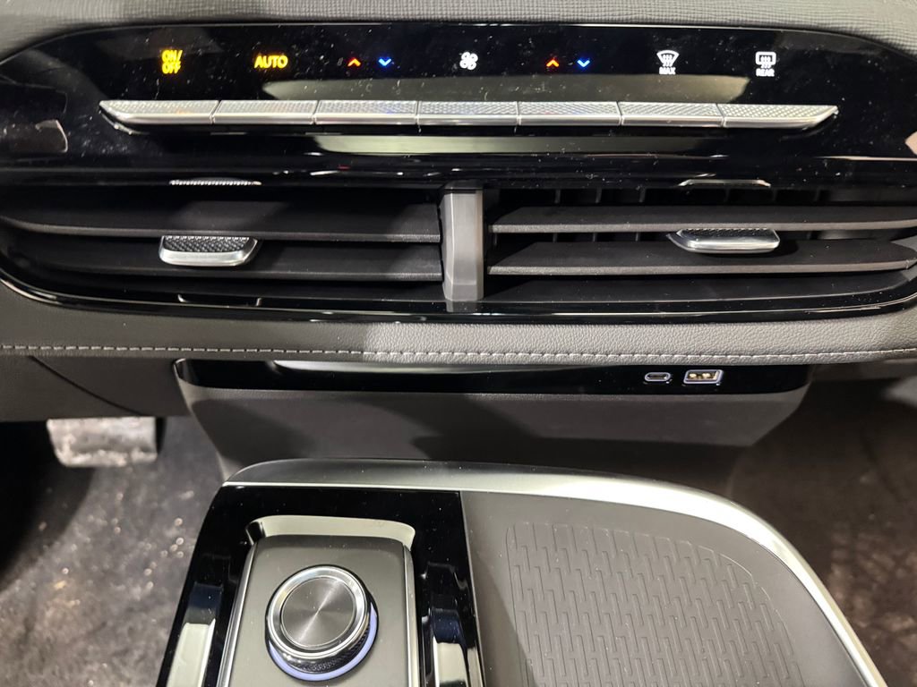 New 2026 Buick Enclave Preferred w/ Power Package image 15