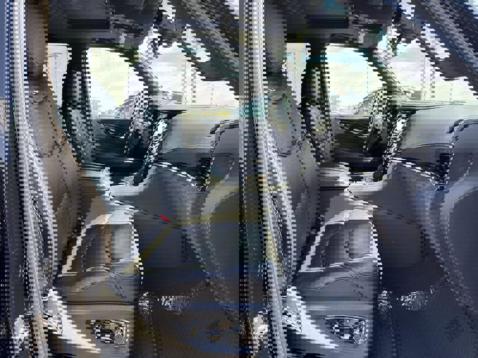 Used 2020 Cadillac Escalade Platinum w/ Escalade Sport Edition image 41