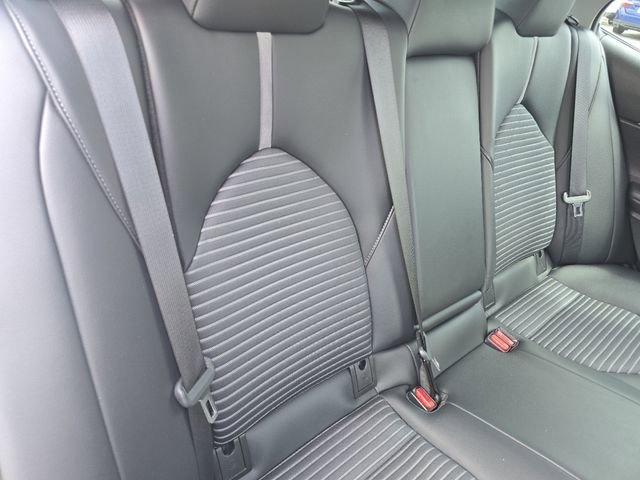 Used 2022 Toyota Camry SE FWD image 20