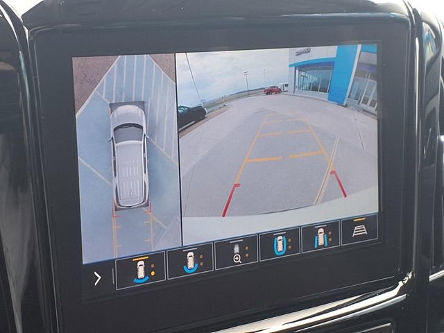 Used 2020 Chevrolet Traverse LT w/ LT Premium Package image 7