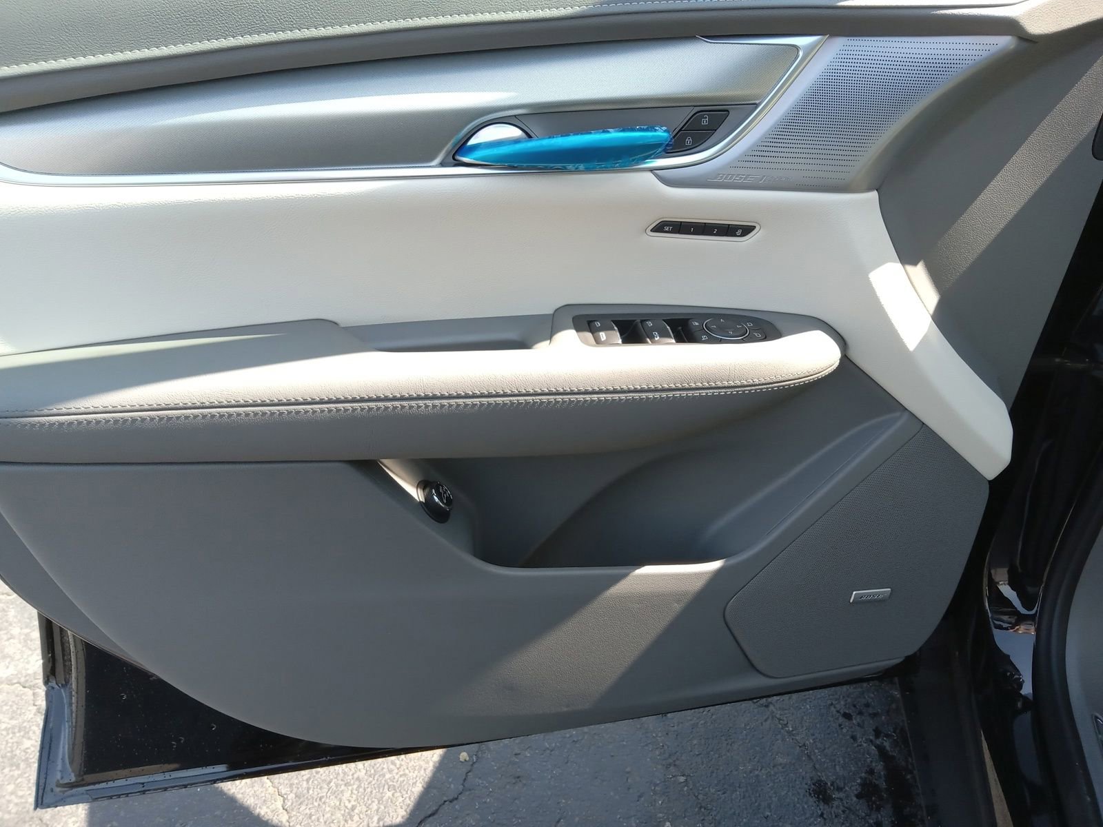 New 2026 Cadillac XT5 Premium Luxury image 9