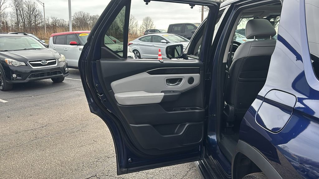 Used 2024 Honda Pilot Elite image 29