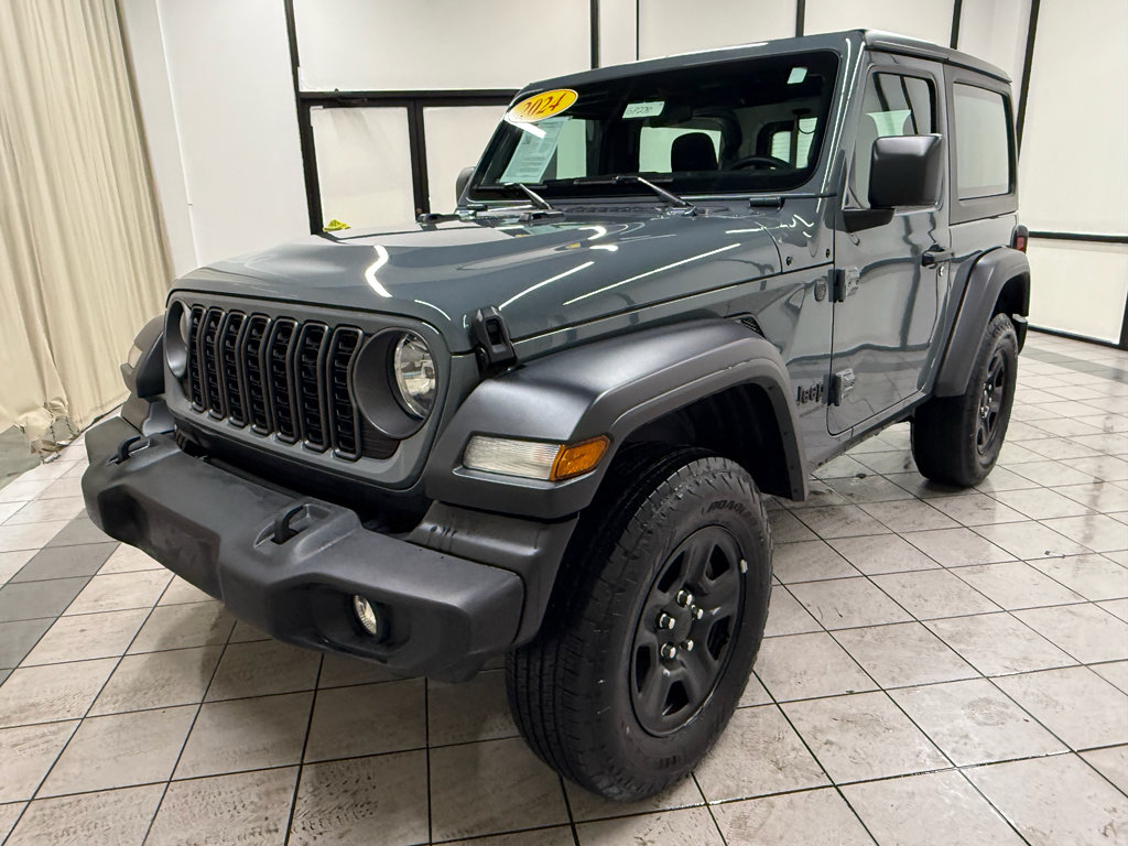 Used 2024 Jeep Wrangler Sport image 10