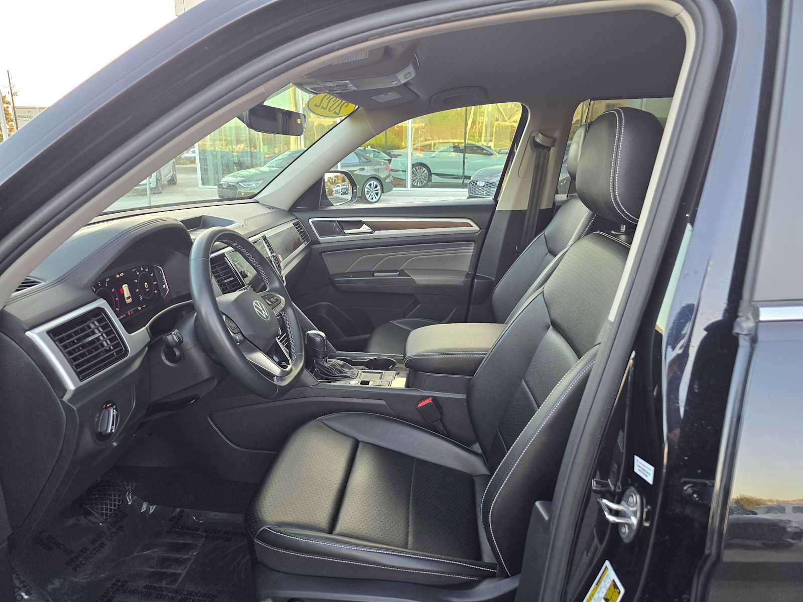 Used 2022 Volkswagen Atlas SE image 22