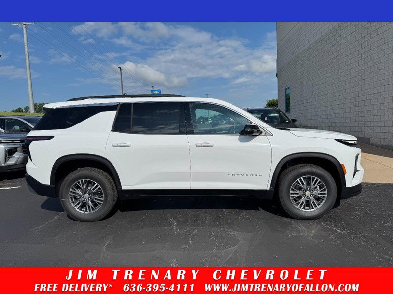 New 2026 Chevrolet Traverse LT AWD/4WD image 1