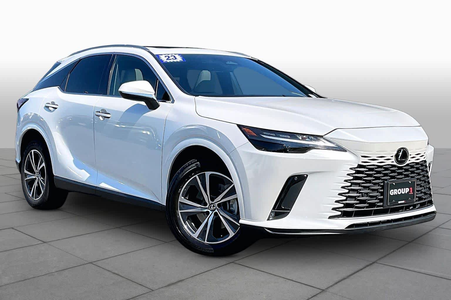 Used 2023 Lexus RX 350 Premium w/ Accessory Package AWD/4WD image 3