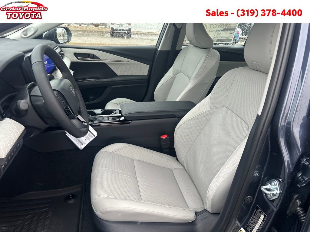 New 2026 Toyota Camry Hybrid image 9