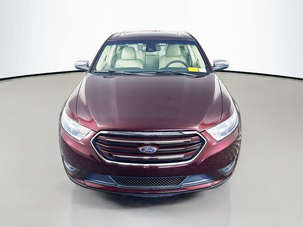 Used 2018 Ford Taurus Limited image 2