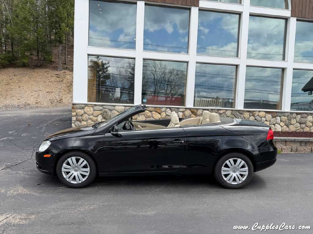 Used 2008 Volkswagen Eos 2.0T FWD image 11