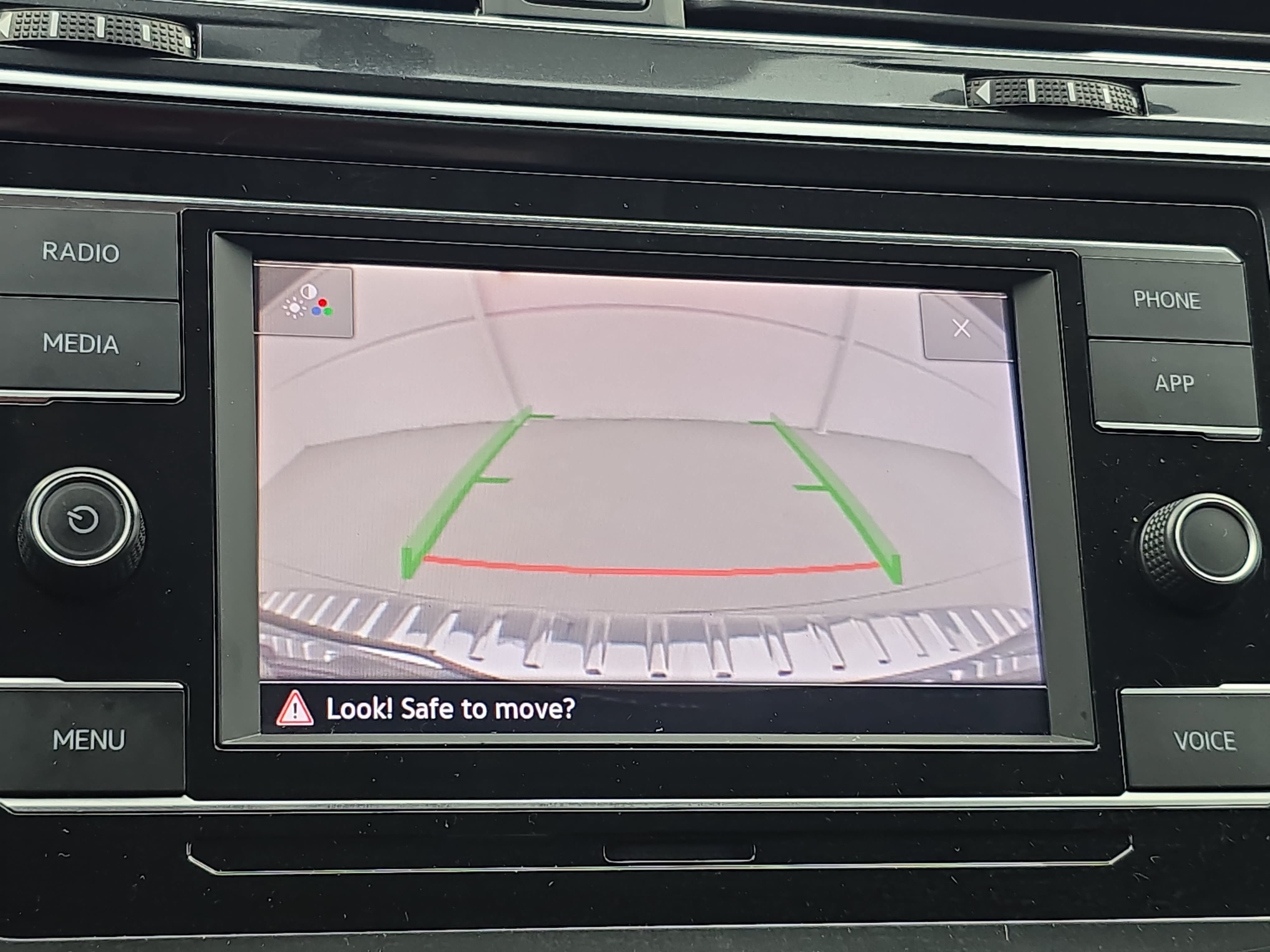 Used 2023 Volkswagen Tiguan S FWD image 23
