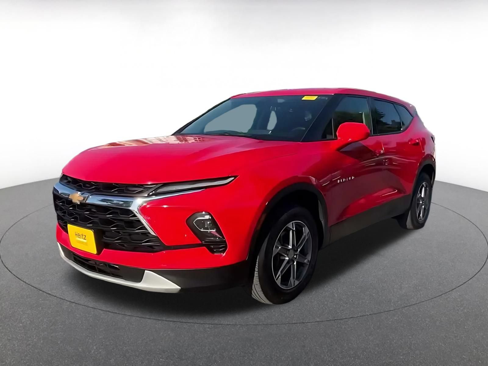Used 2025 Chevrolet Blazer LT FWD image 6