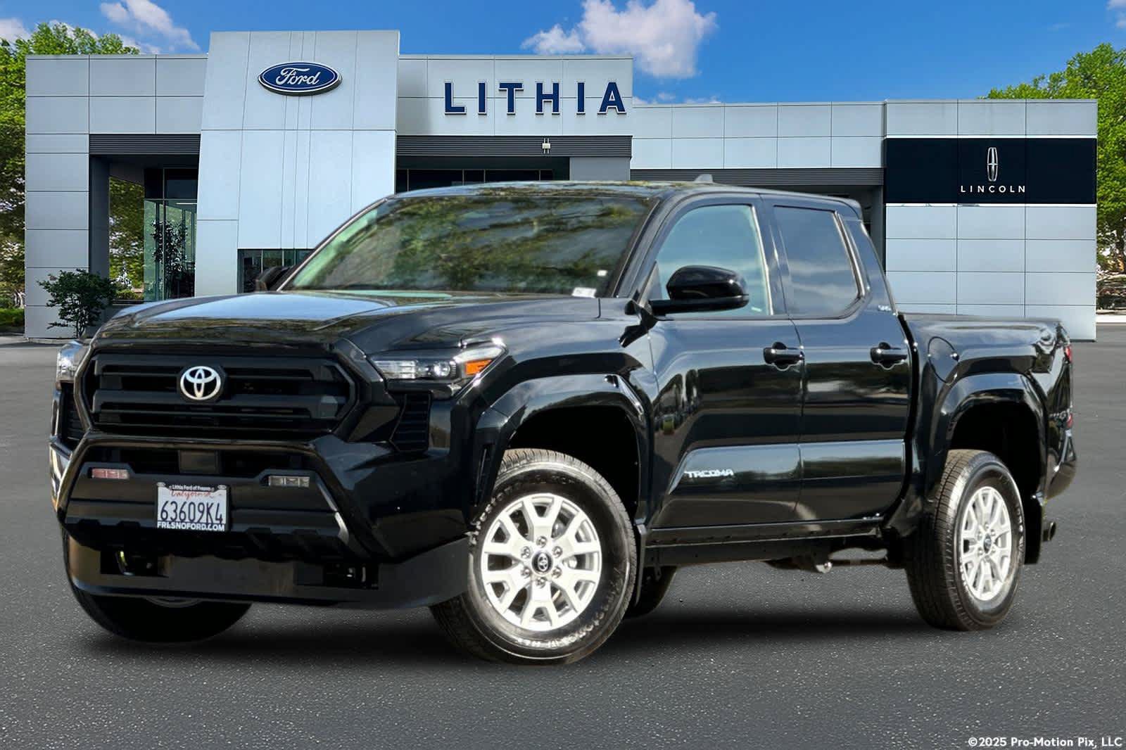 Used 2026 Toyota Tacoma SR5 AWD/4WD image 1