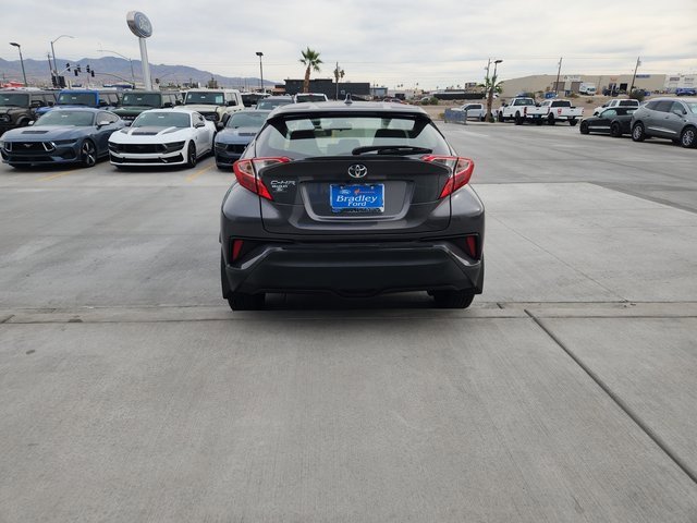 Used 2021 Toyota C-HR XLE image 7