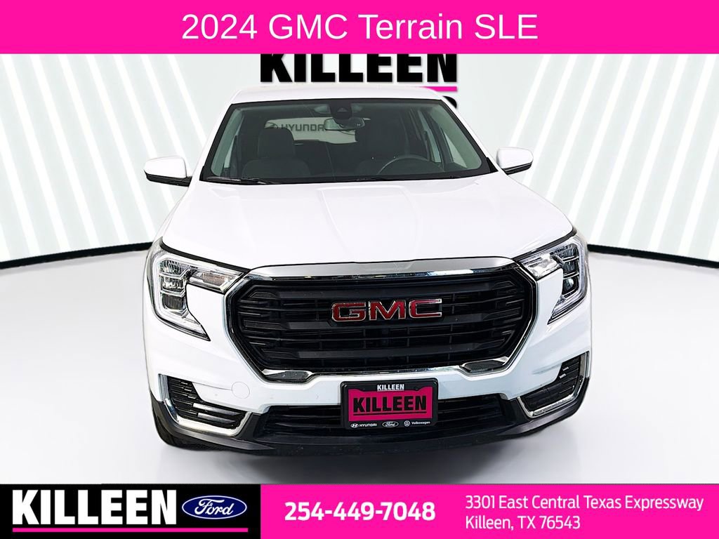 Used 2024 GMC Terrain SLE image 2
