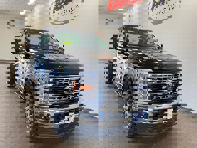New 2025 Ford F350 XL w/ XL Chrome Package image 2