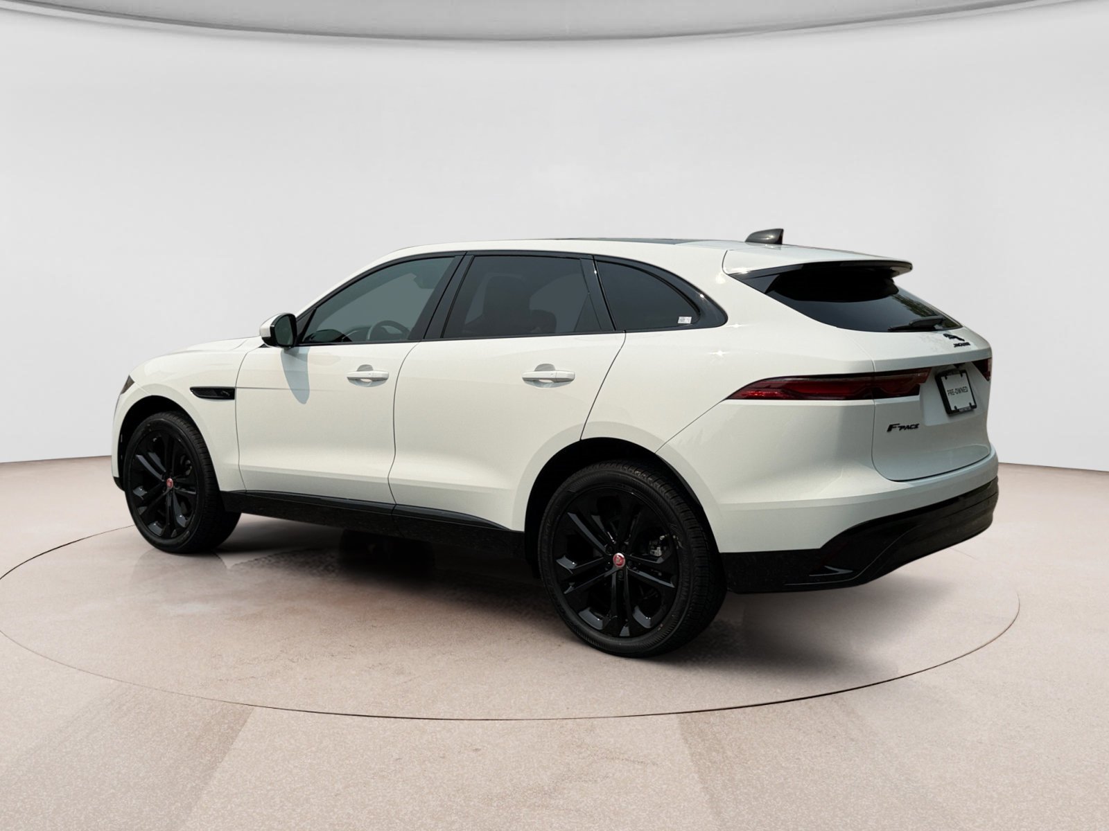 Used 2023 Jaguar F-PACE S AWD/4WD image 3