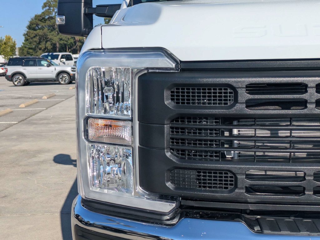 New 2027 Ford F250 XL w/ 360-Degree Camera Package AWD/4WD image 10