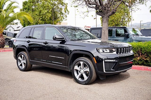 New 2026 Jeep Grand Cherokee Limited AWD/4WD image 6