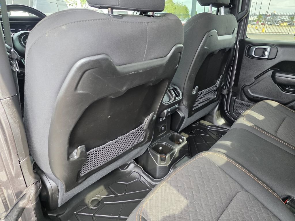 Used 2024 Jeep Gladiator Mojave w/ Convenience Group image 20