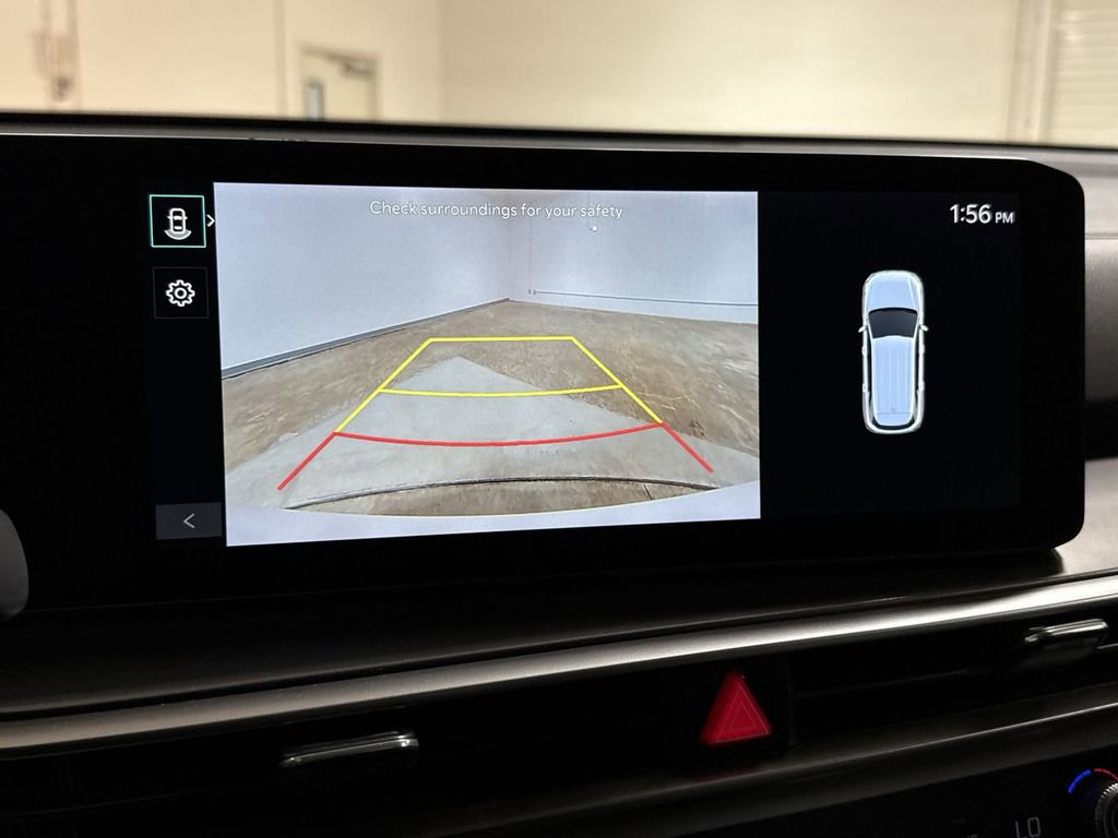 Used 2024 Kia Sorento S image 16