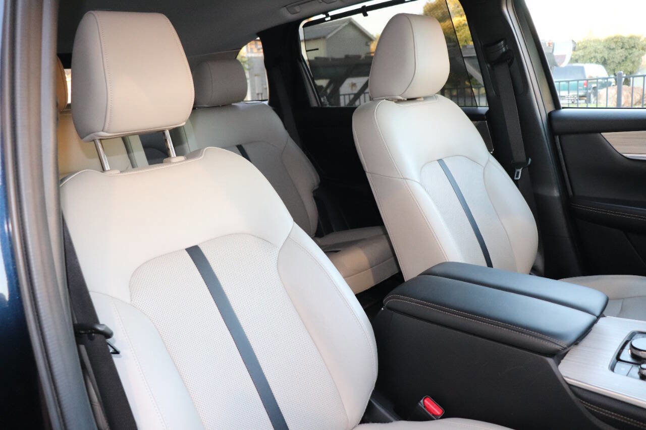 Used 2024 MAZDA CX-90 Plug-In Hybrid w/ Preferred image 40