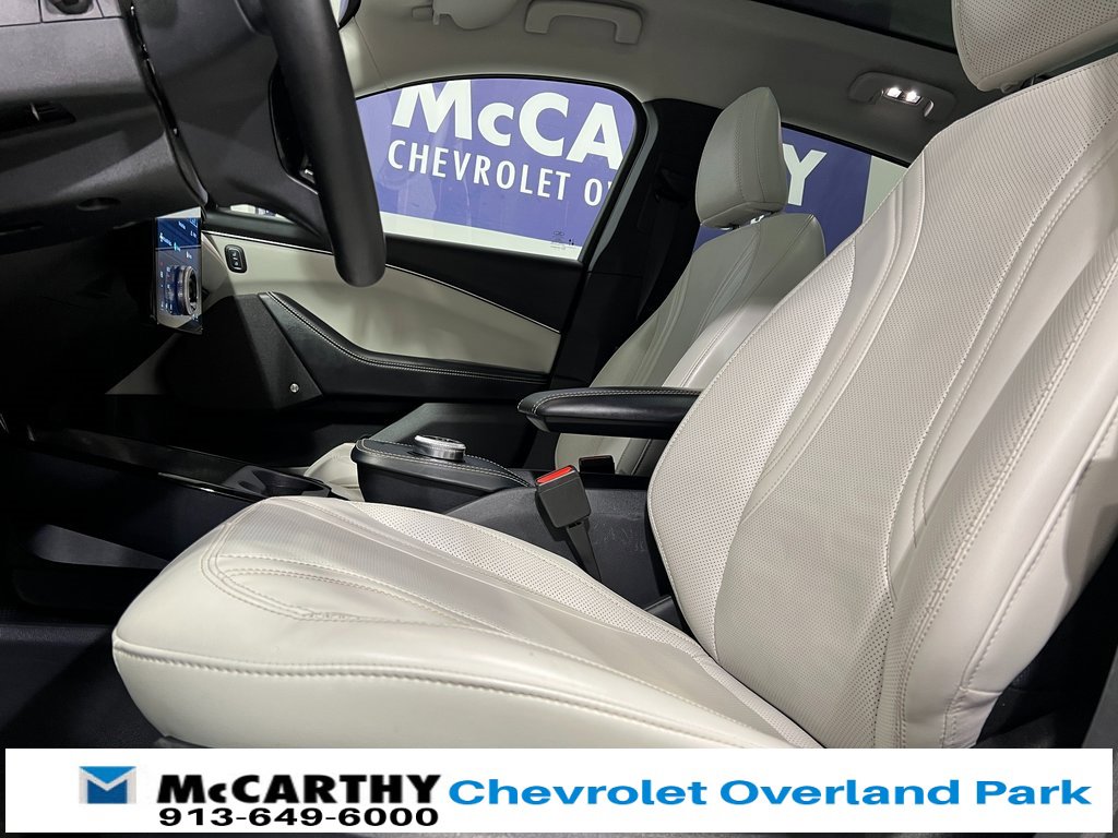 Used 2022 Ford Mustang Mach-E Premium image 26