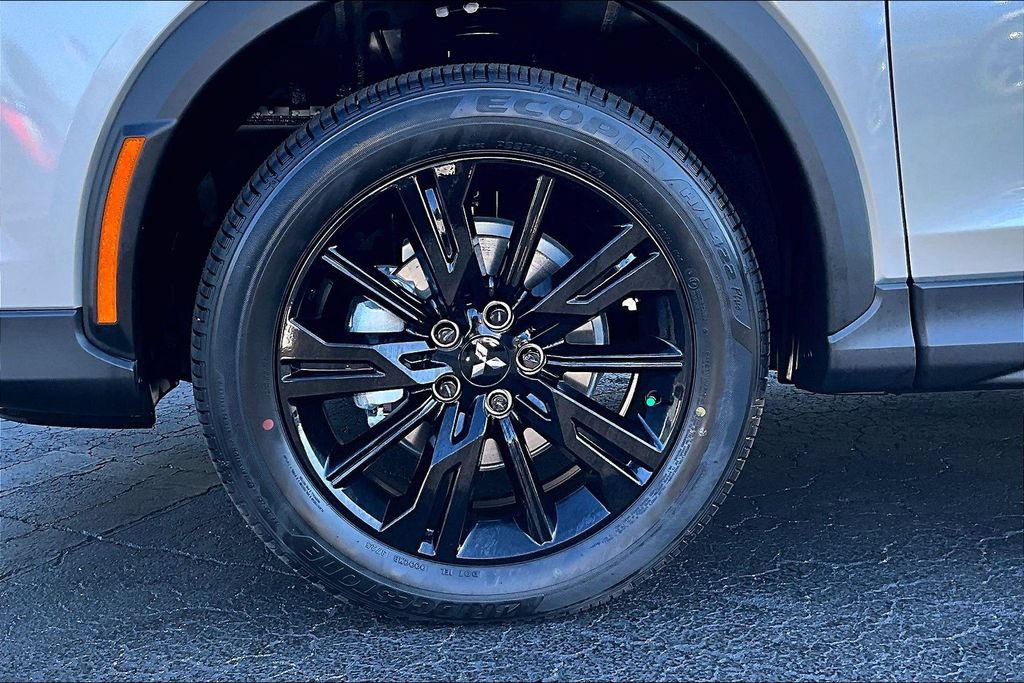 New 2026 Mitsubishi Eclipse Cross AWD image 13
