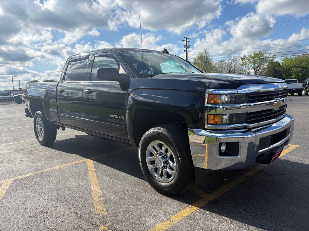 Used 2015 Chevrolet Silverado 2500 LT w/ LT Convenience Package AWD/4WD image 4