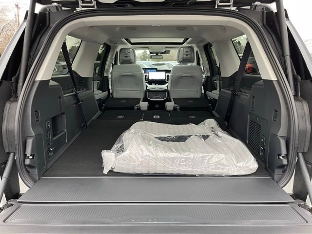 New 2026 Ford Expedition Max Platinum image 33