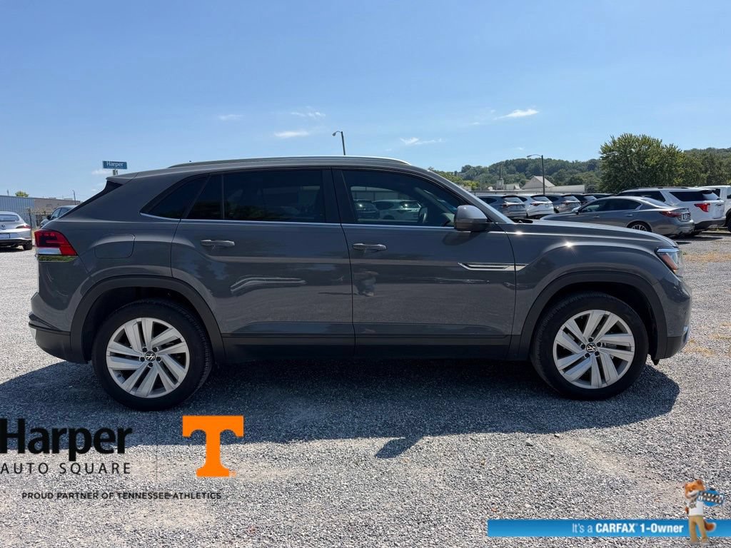 Used 2023 Volkswagen Atlas Cross Sport SE w/ Panoramic Sunroof Package FWD image 6