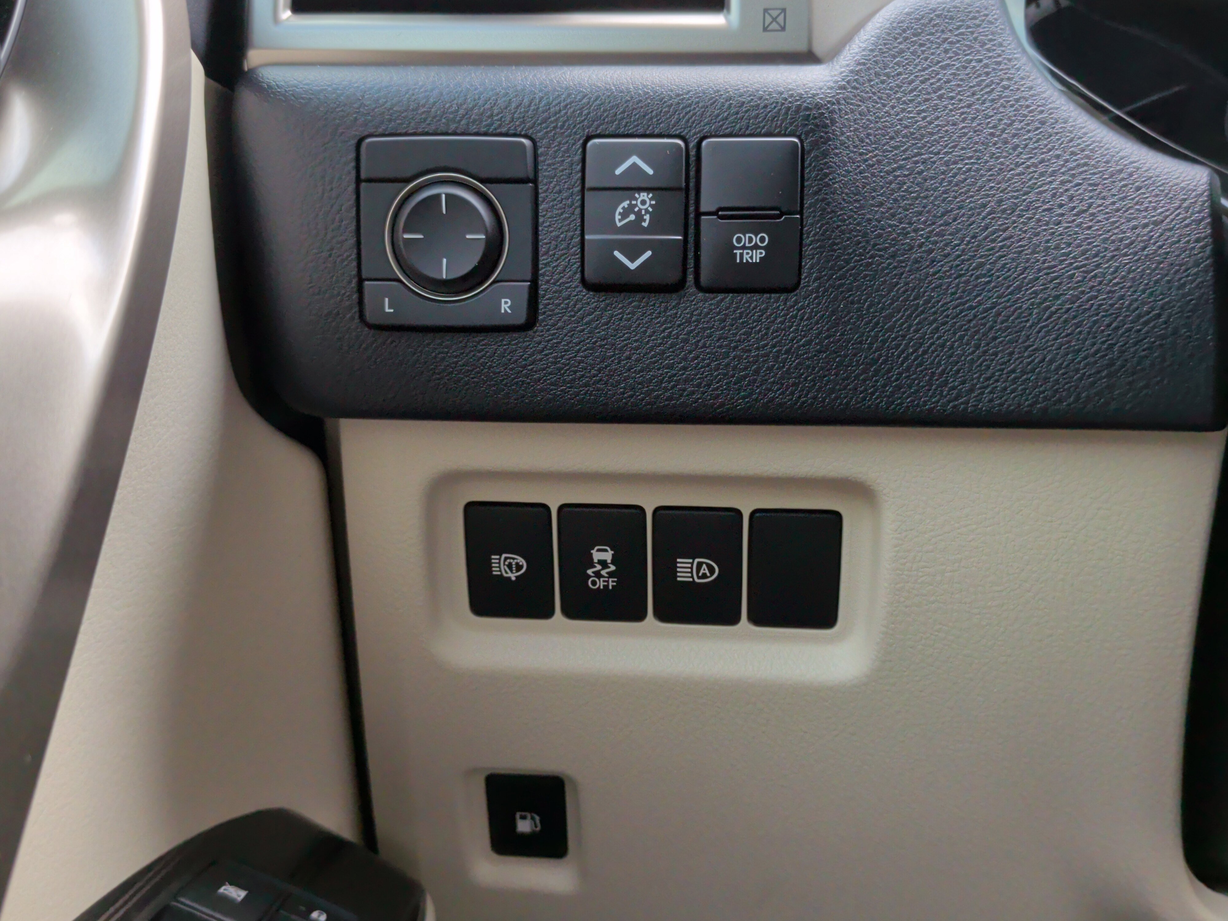 Used 2020 Lexus GX 460 Premium AWD/4WD image 24