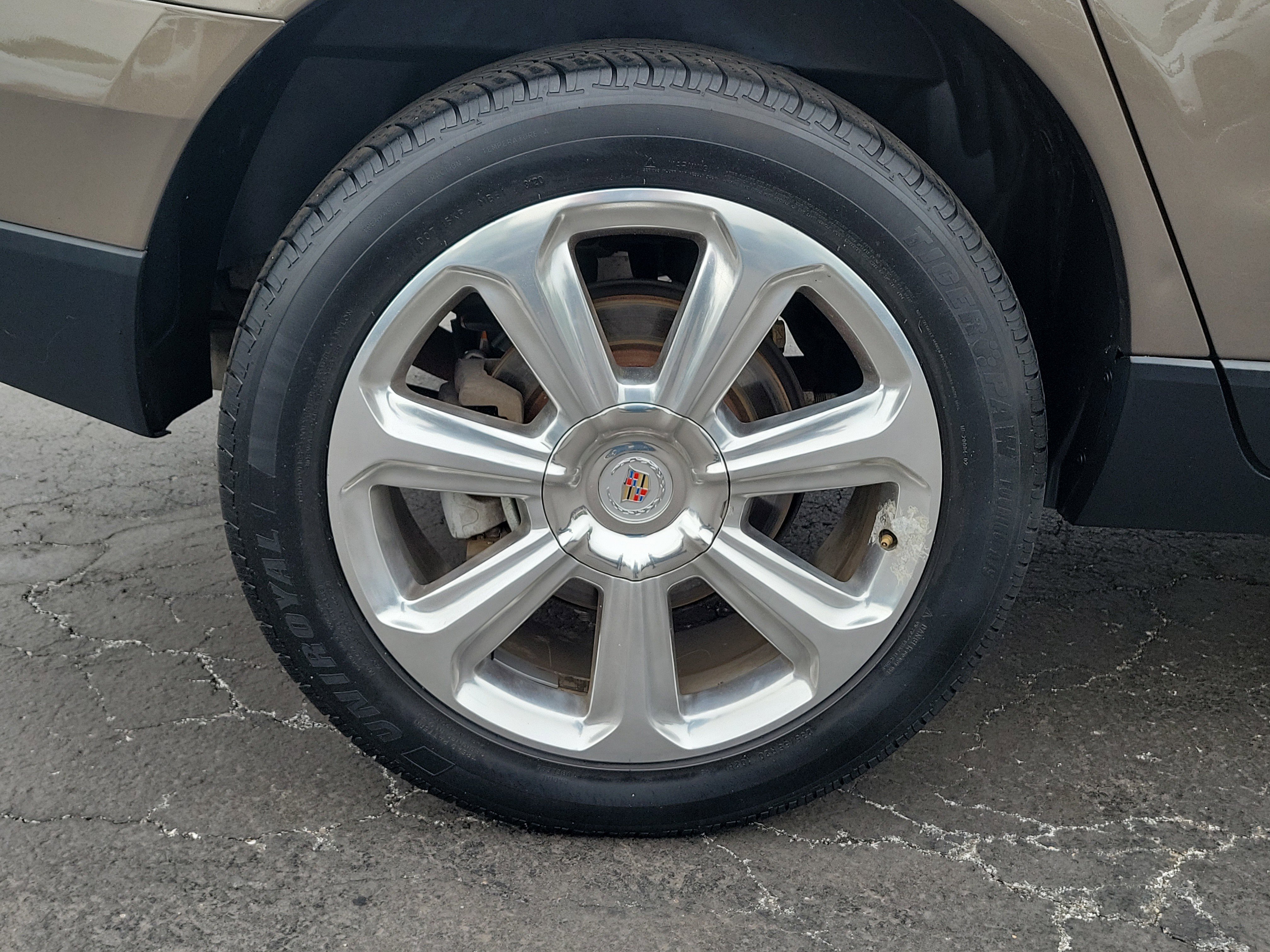 Used 2015 Cadillac SRX Performance w/ Driver Awareness Package FWD image 6