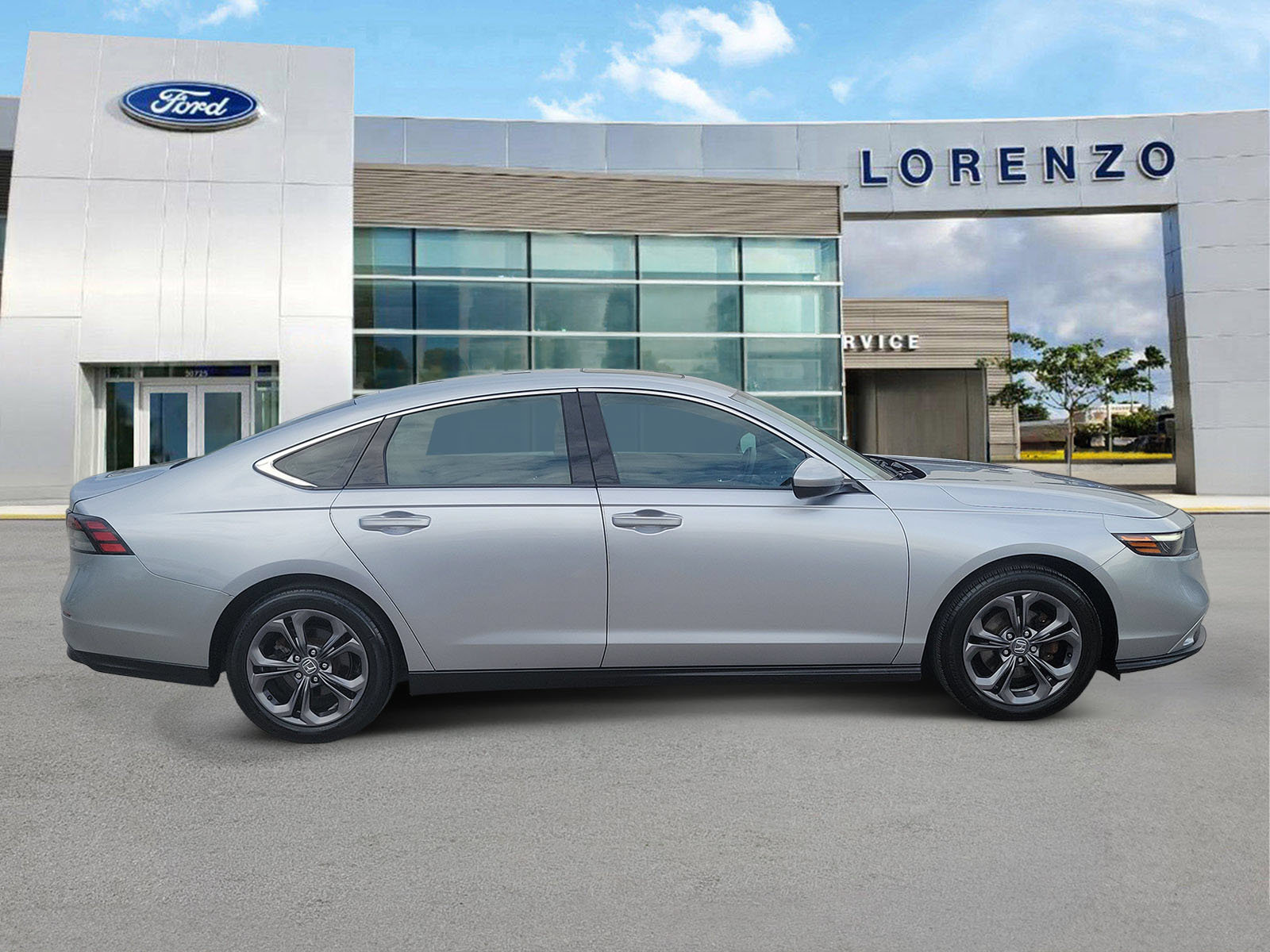 Used 2023 Honda Accord EX image 4