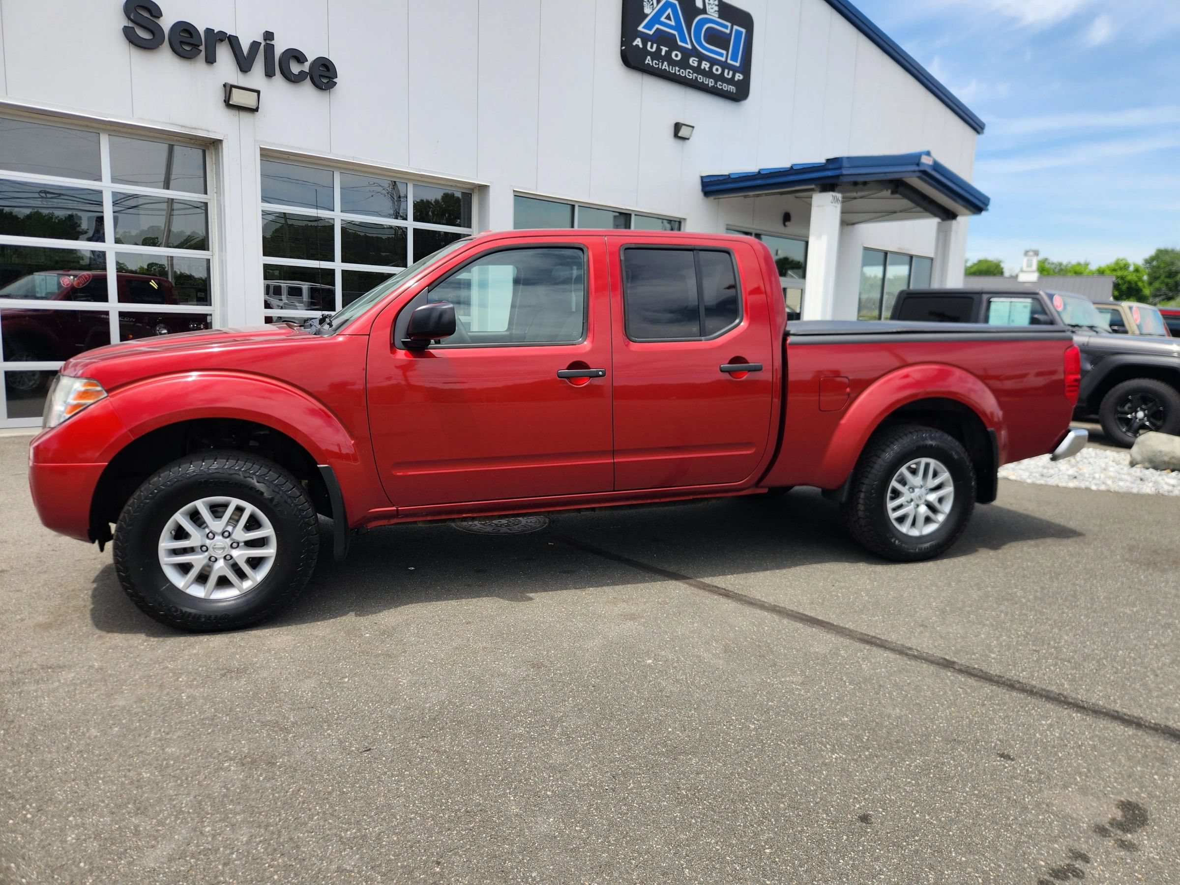 Used 2018 Nissan Frontier SV w/ Value Truck Package AWD/4WD image 8