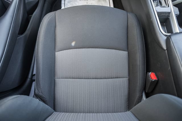 Used 2025 Nissan Sentra SV FWD image 33
