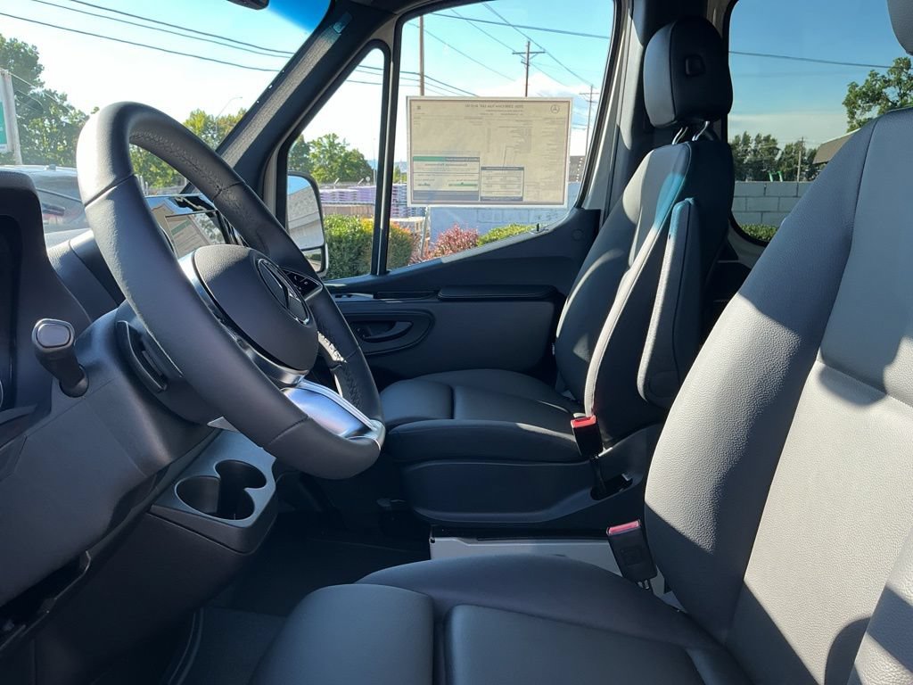 New 2026 Mercedes-Benz Sprinter 2500 image 11