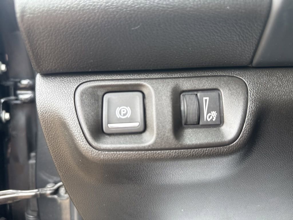 Used 2020 GMC Acadia AT4 w/ LPO, Floor Liner Package image 23