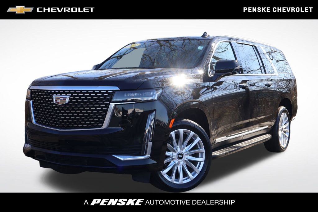 Used 2024 Cadillac Escalade ESV Luxury image 1