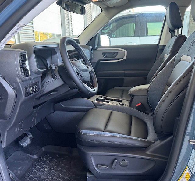 New 2025 Ford Bronco Sport Outer Banks w/ Outer Banks Tech Package+ image 6