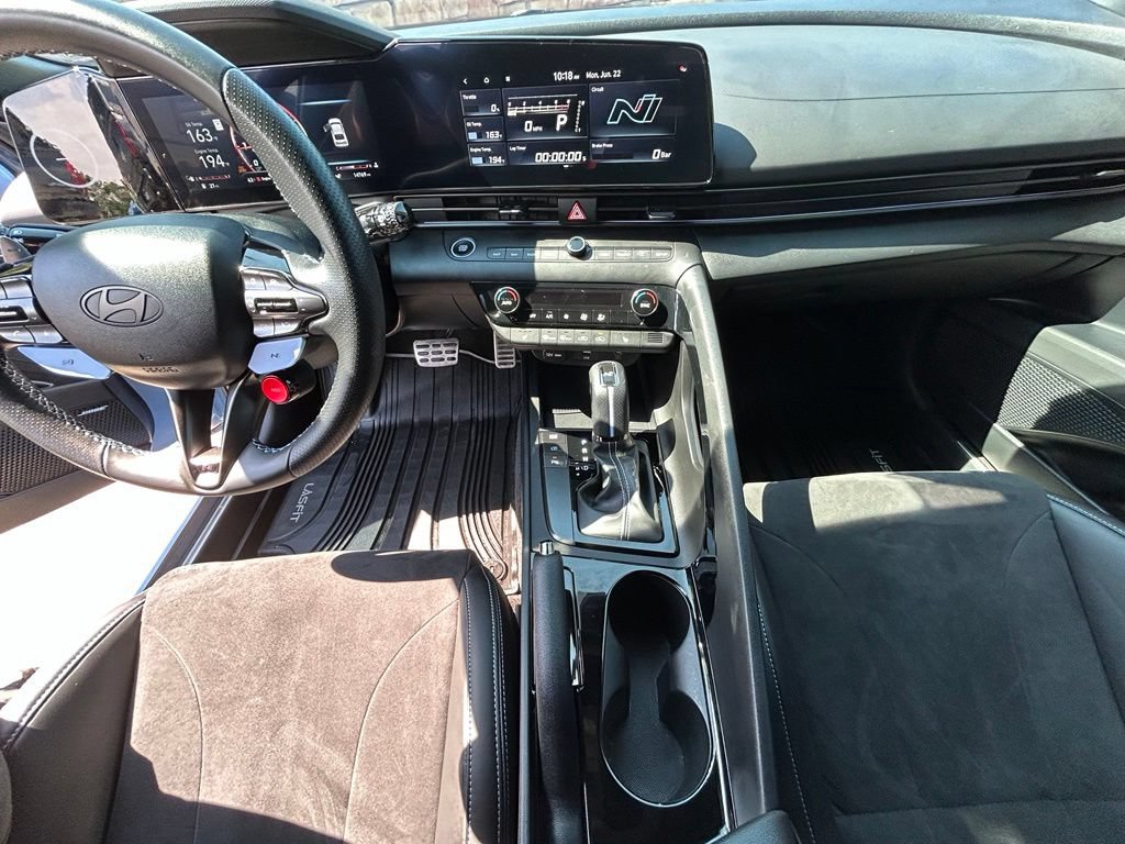 Used 2025 Hyundai Elantra N FWD image 17