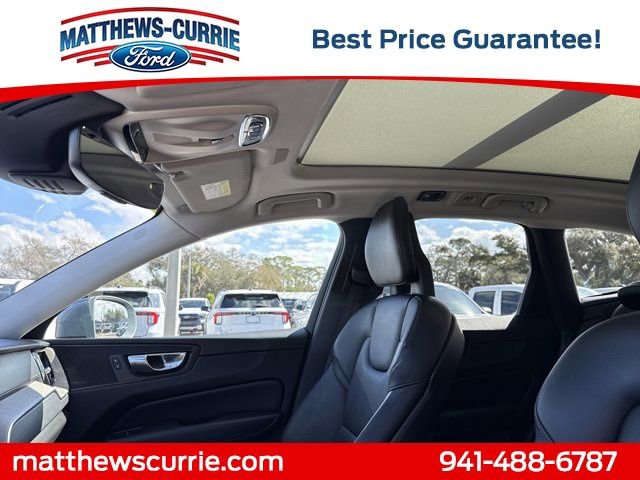 Used 2018 Volvo XC60 T5 Inscription w/ Convenience Package image 11