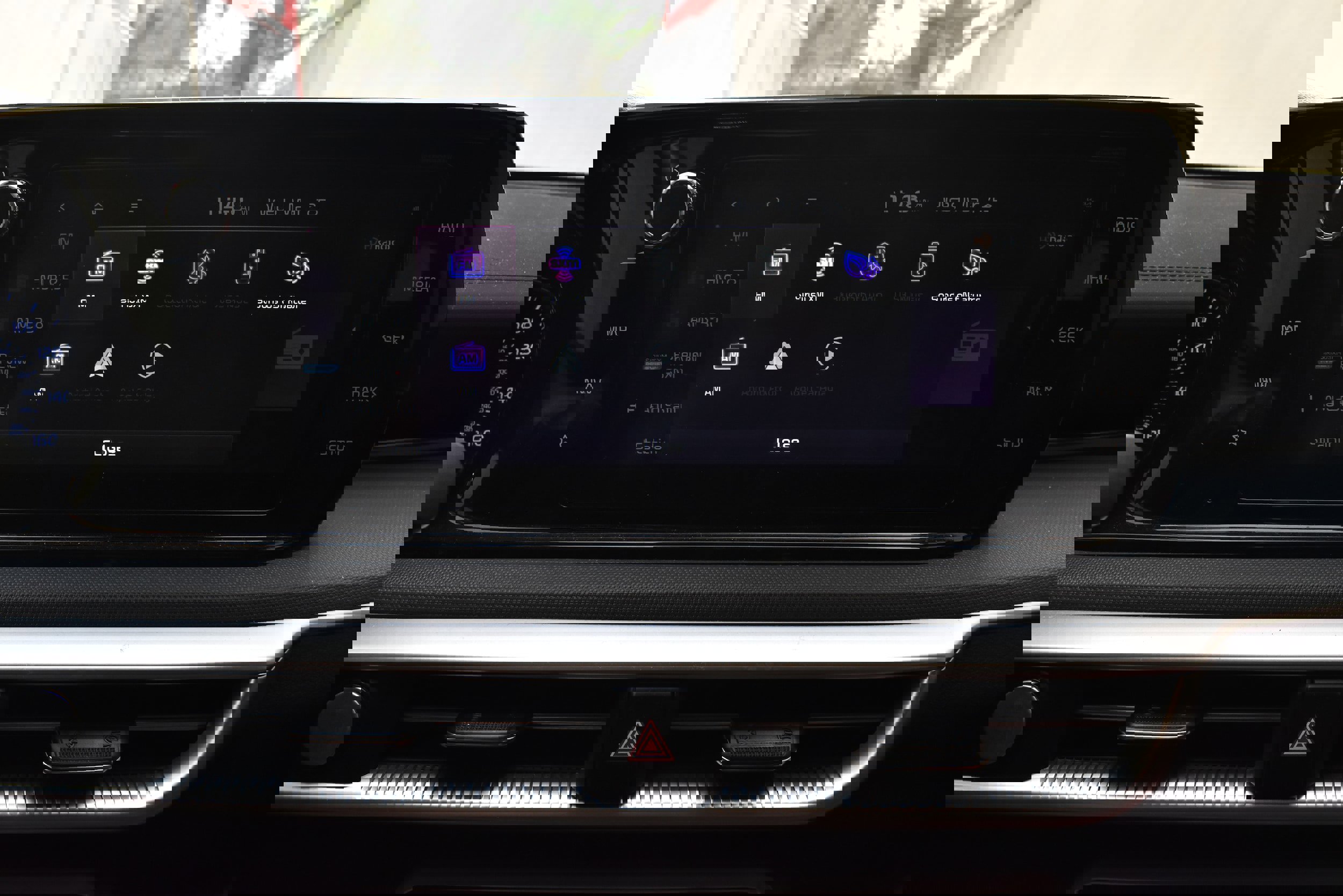 Used 2023 Kia K5 GT-Line image 36