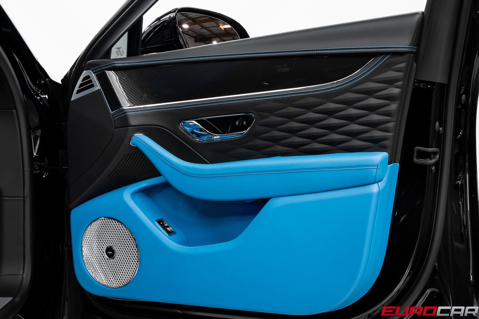 Used 2024 Bentley Flying Spur W12 image 19