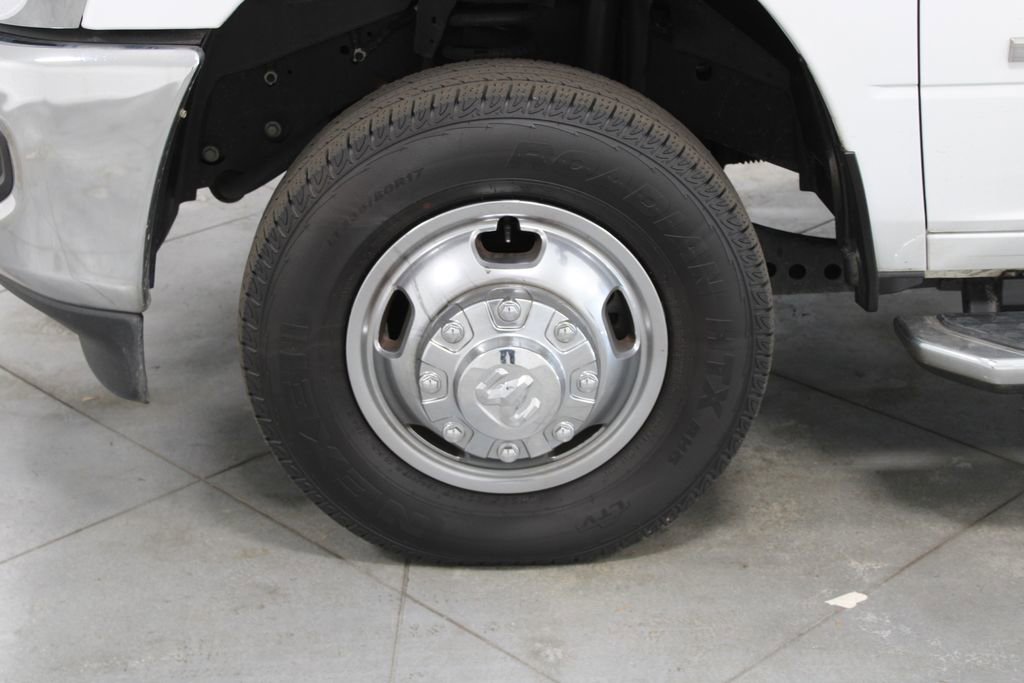 Used 2024 RAM 3500 Big Horn image 22