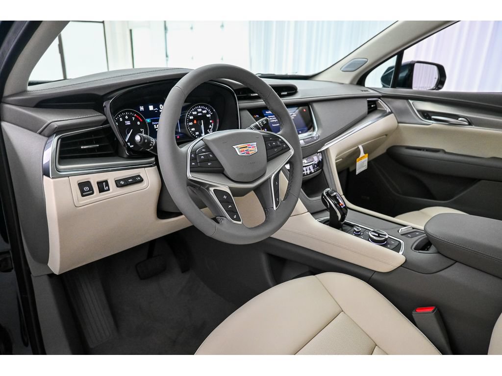 New 2026 Cadillac XT5 Premium Luxury w/ Driver Assist Package AWD/4WD image 23