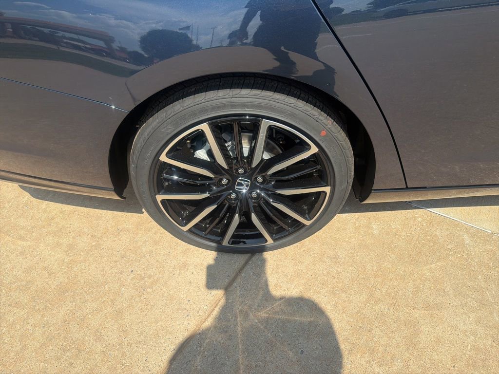 New 2026 Honda Accord Touring image 33