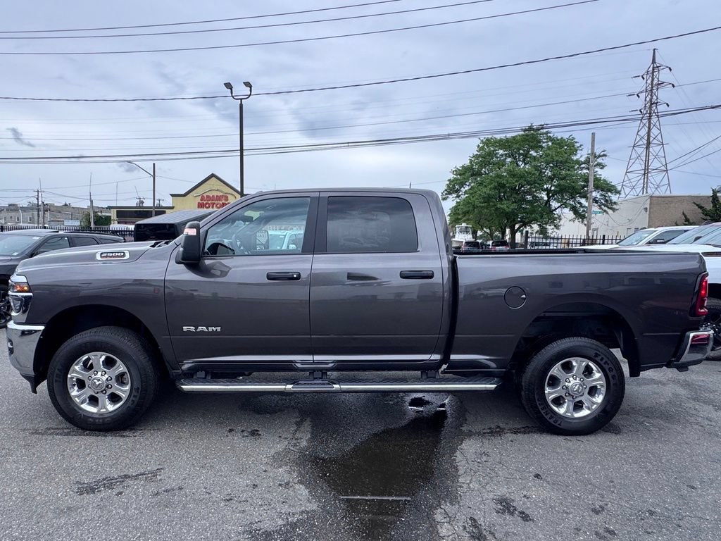 Used 2026 RAM 2500 Big Horn AWD/4WD image 4