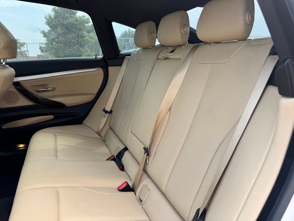 Used 2017 BMW 330i Gran Turismo xDrive AWD/4WD image 8